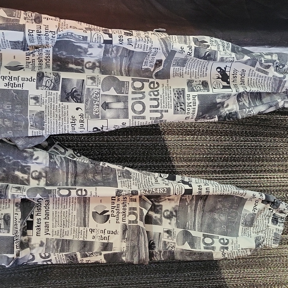 VIP, NEWSPAPER PRINT PANTS, SIZE 23/24 - Picture 3 of 6